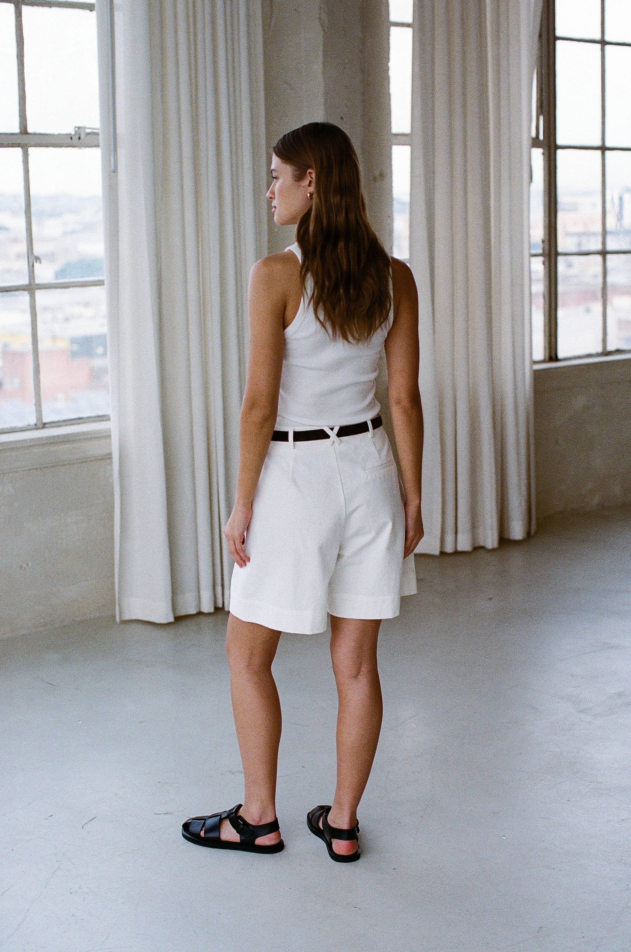 a.ren -Woven Cotton Straight Leg Short - Image 5