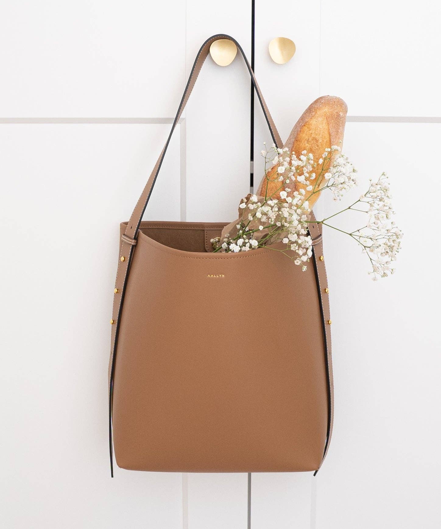 AALLYN - Jolina Bucket Tote - Leather: Wood Berry/Silver - Image 2