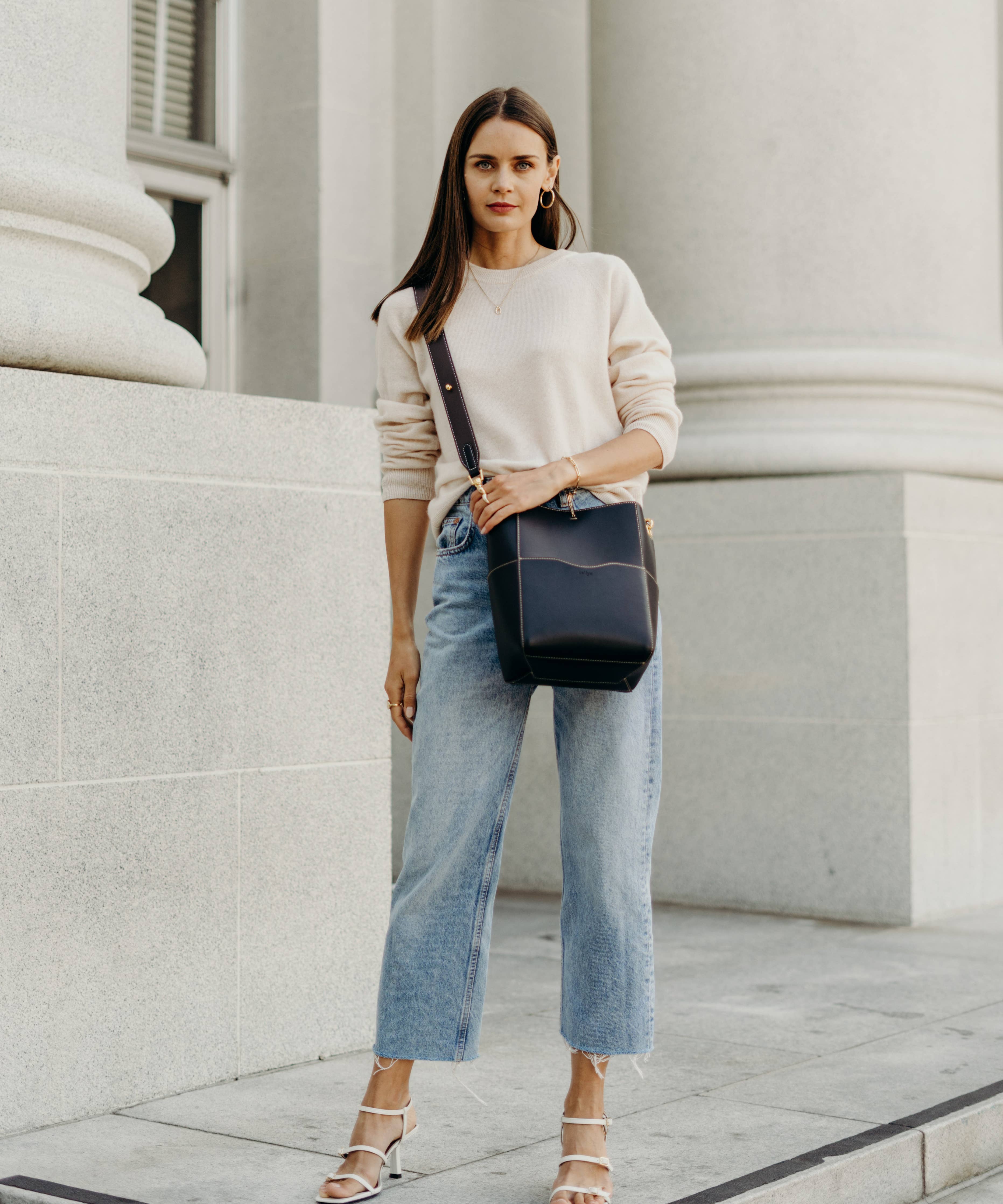 AALLYN - Jordan Bucket Bag - Leather: Olive - Image 4