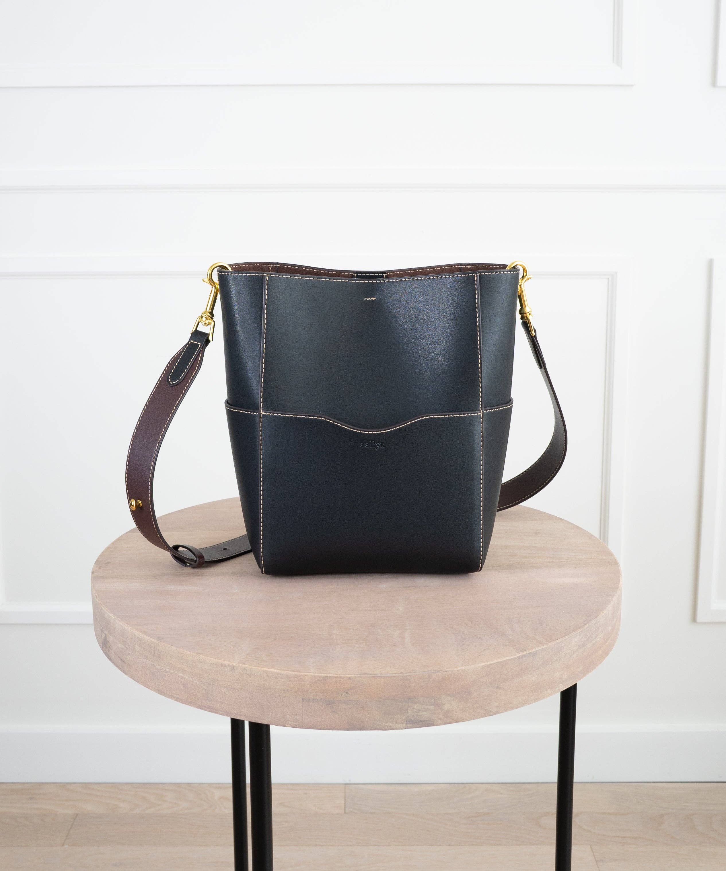 AALLYN - Jordan Bucket Bag - Leather: Olive - Image 9