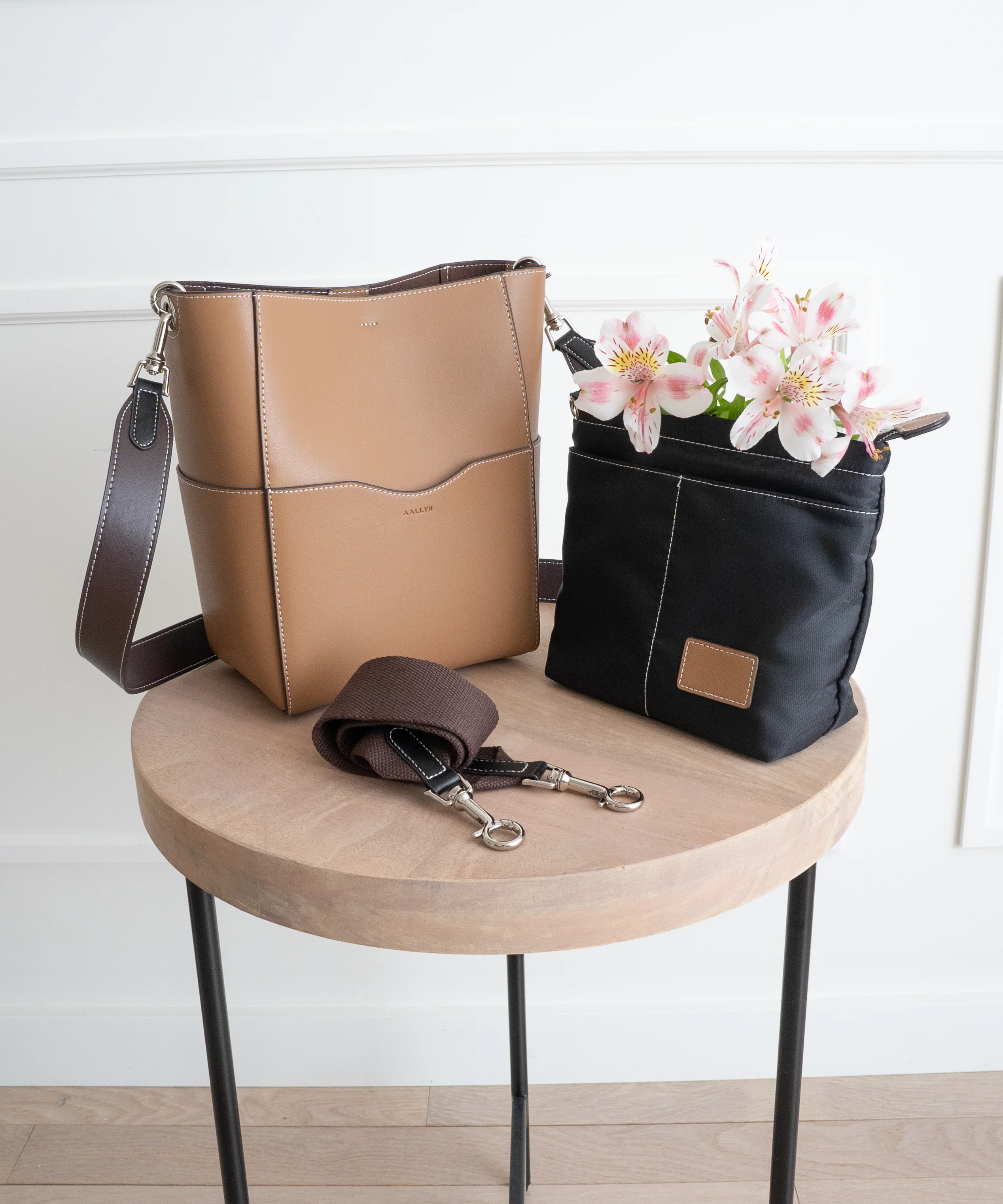 AALLYN - Jordan Bucket Bag - Tobacco/Silver - Image 14
