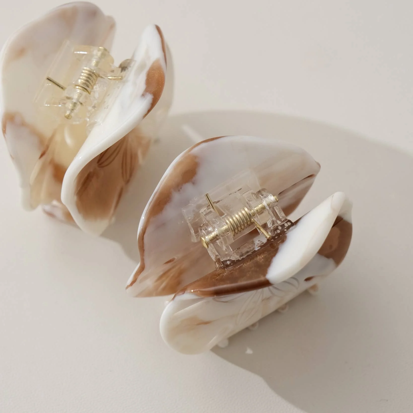 Adorro - Sand Dollar Claw Clip - Image 6