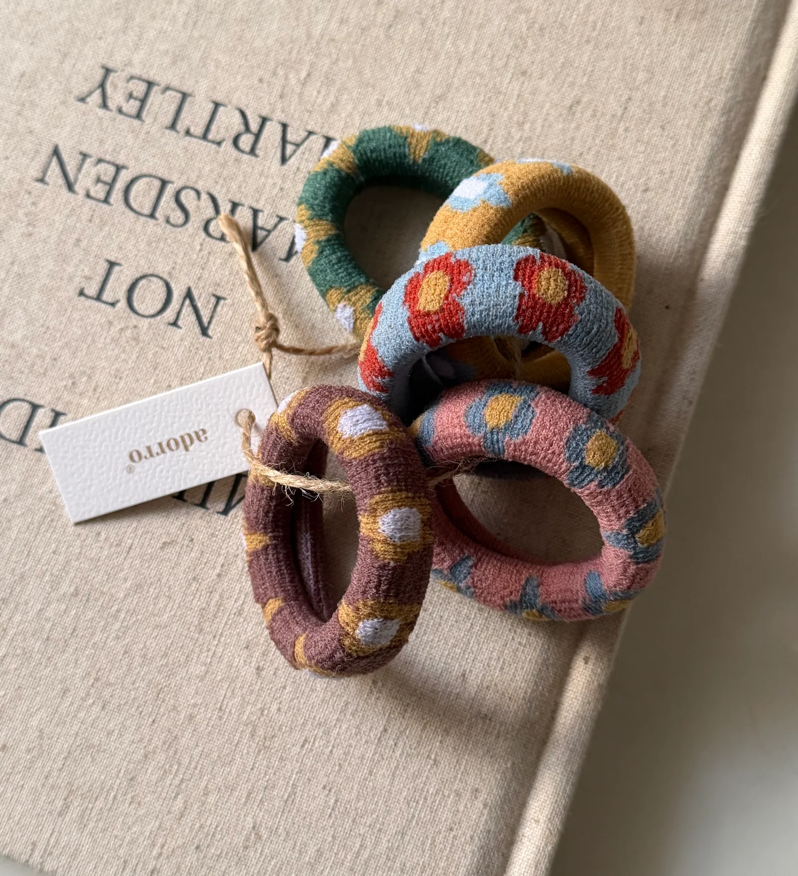 Adorro - Flower Thick Seamless Hair Ties - Image 2
