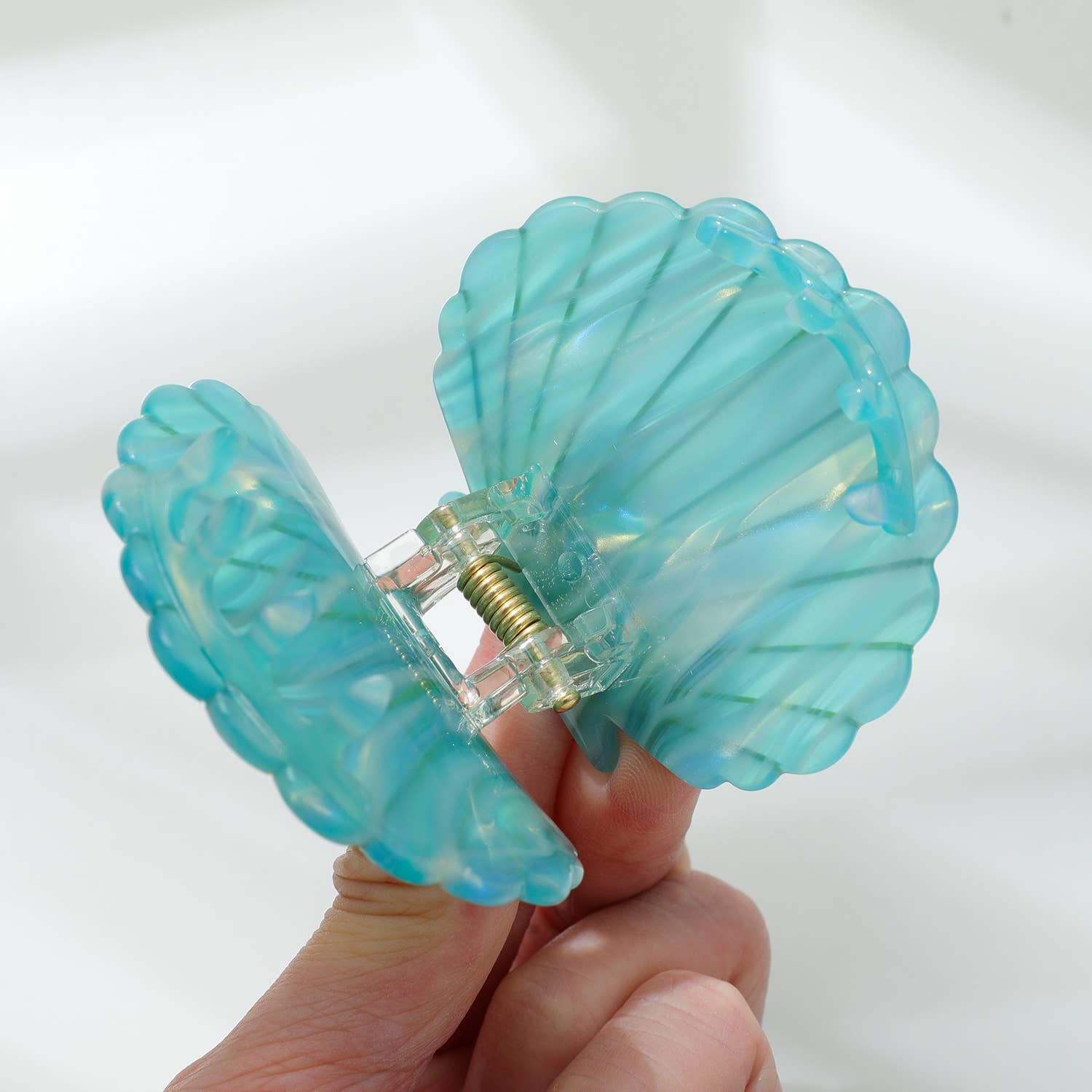 Adorro - Seashell Claw Clip - Image 4