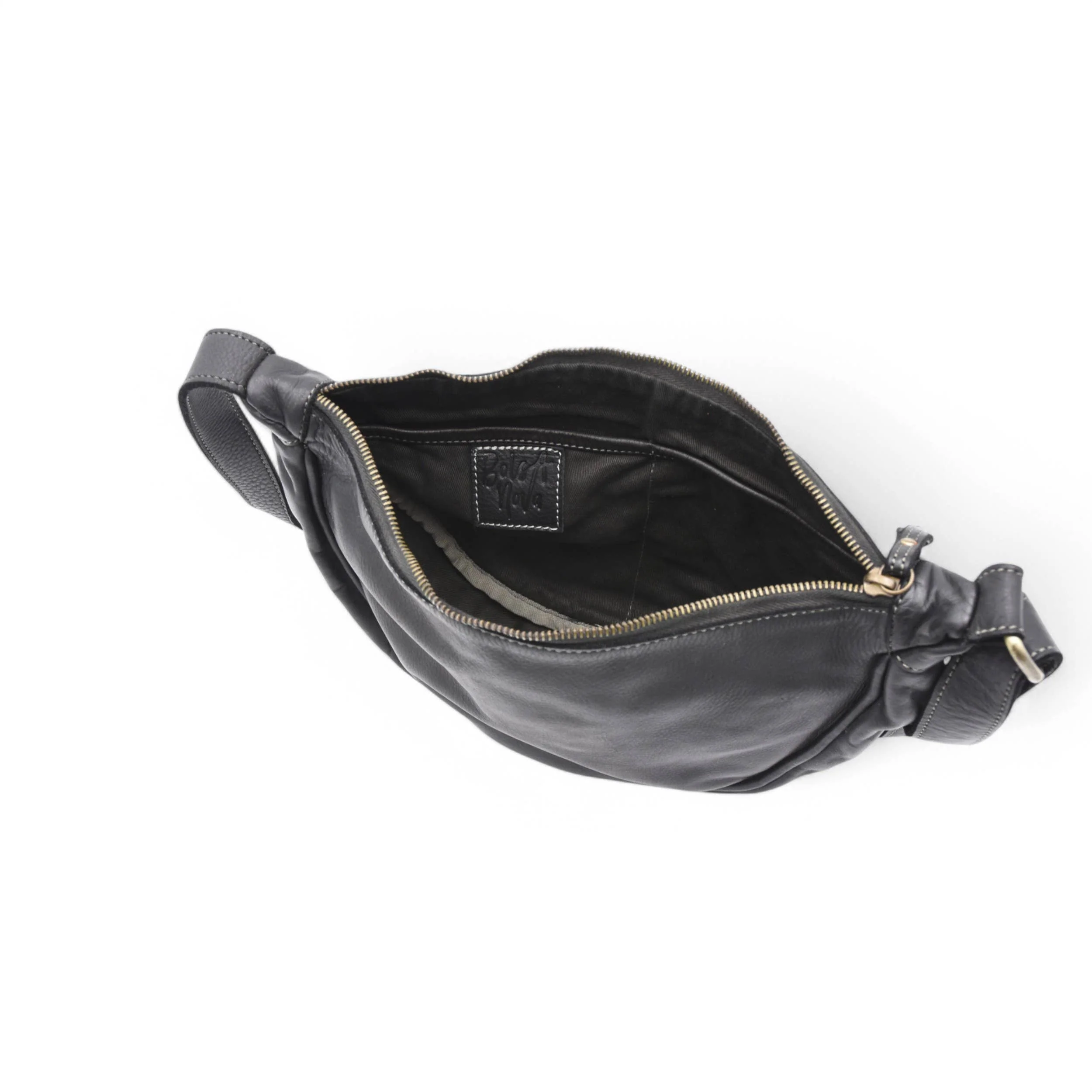 Bolsa Nova Handbags - Hug Hobo: Black - Image 10