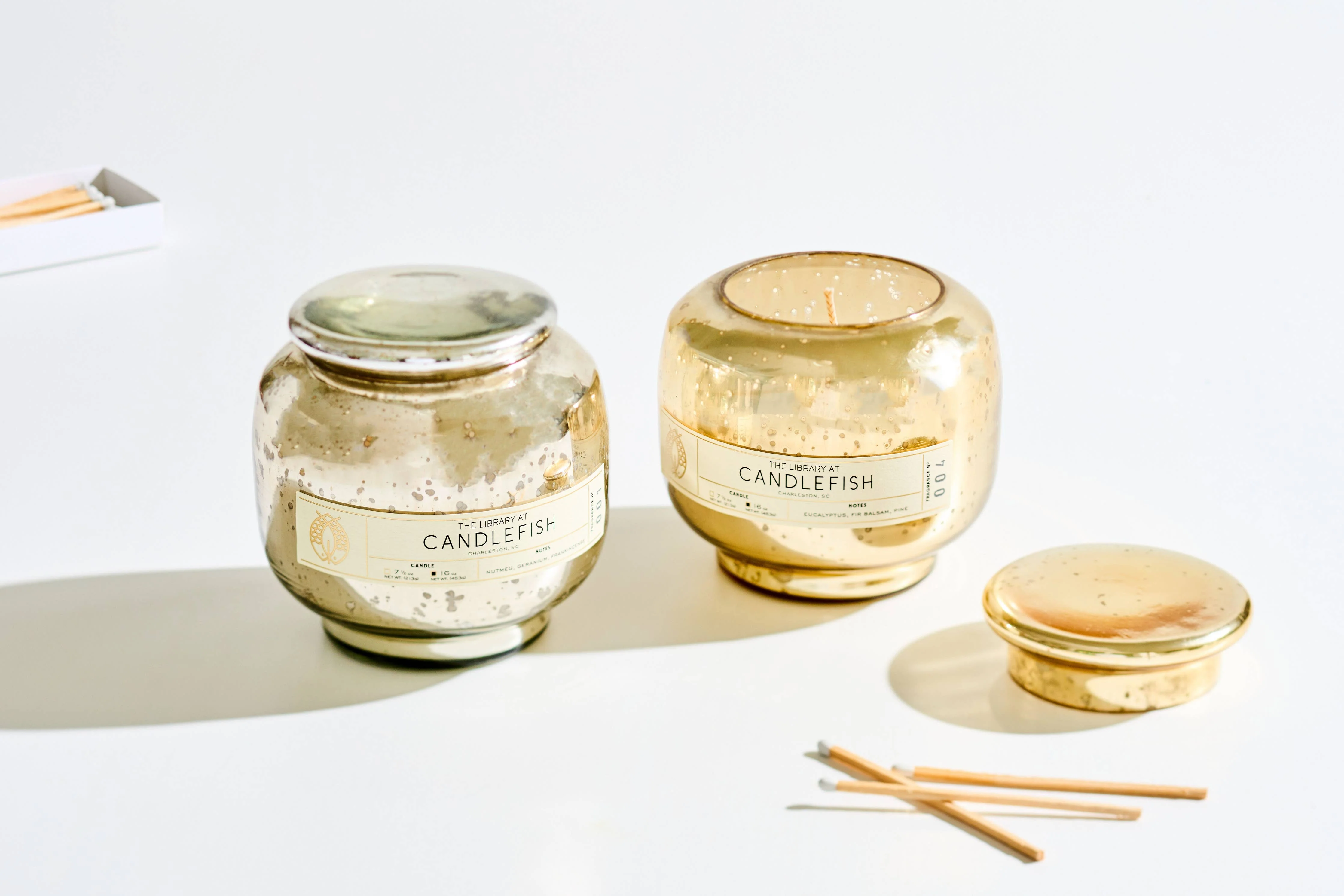 Candlefish - No. 4 Bubble Glass Holiday Candle 16 oz (Gold)