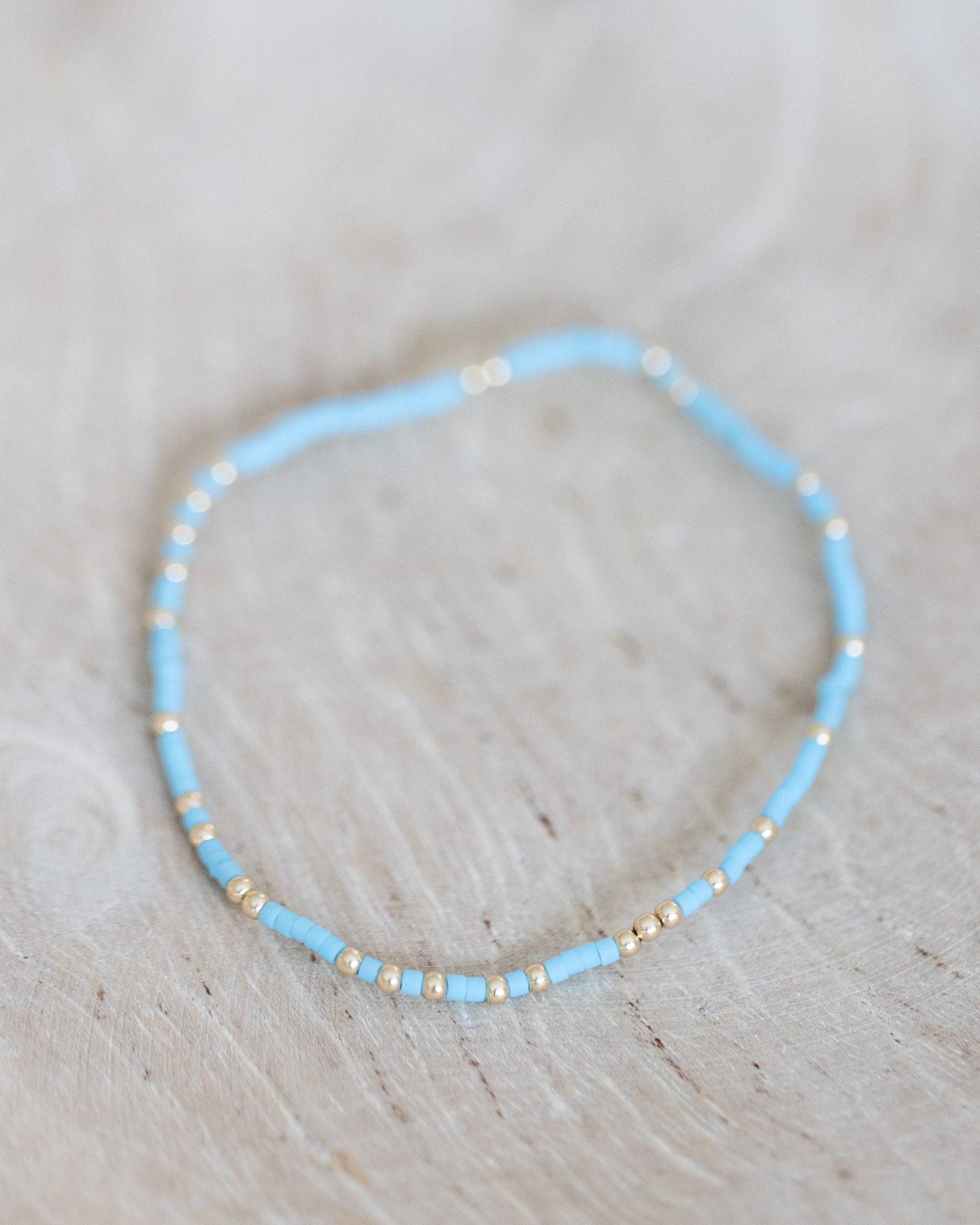 Coast and Cove - Goldie Sprinkle Beaded Bracelet- BLUE - Image 2