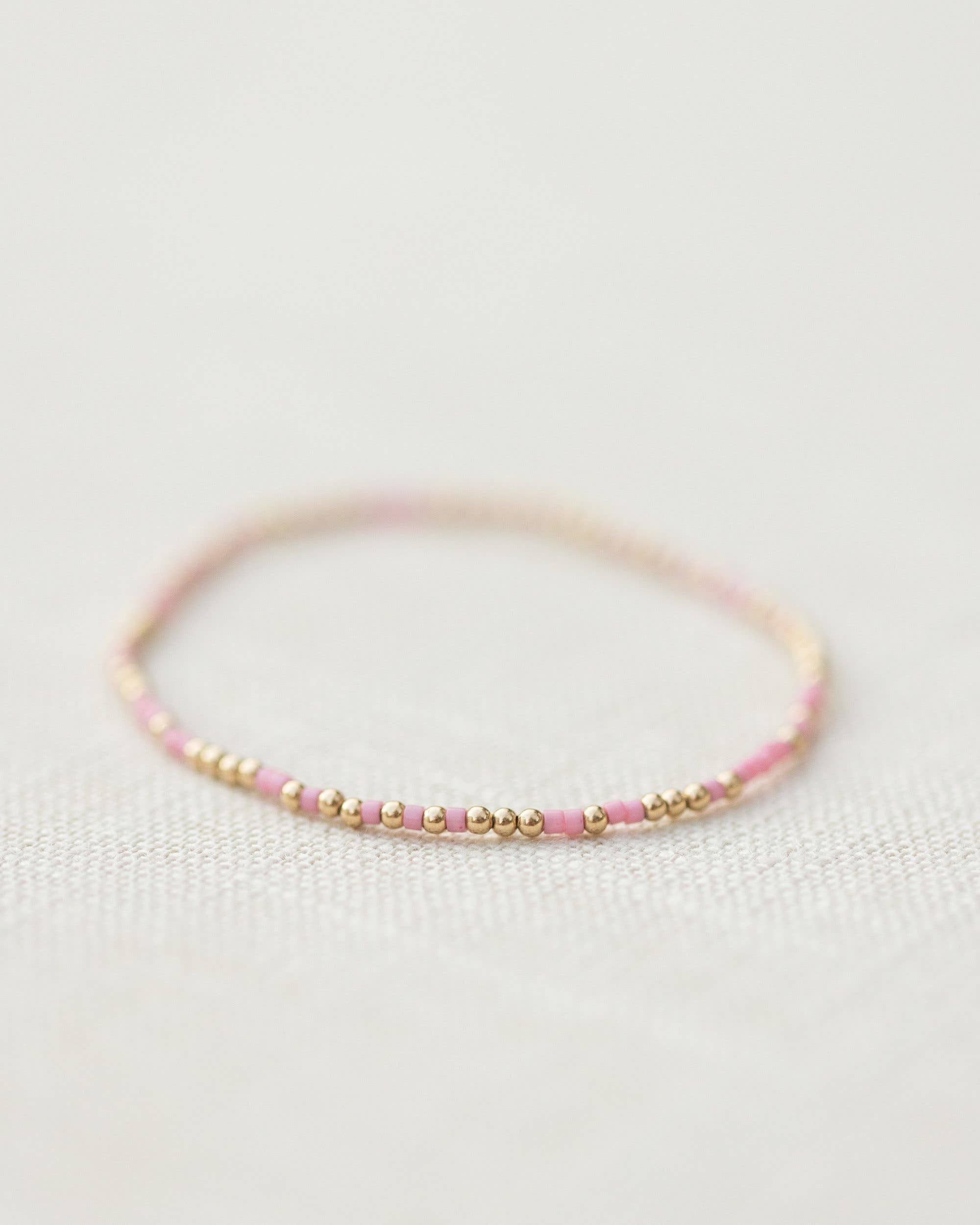 Coast and Cove - Goldie Sprinkle Beaded Bracelet- PINK