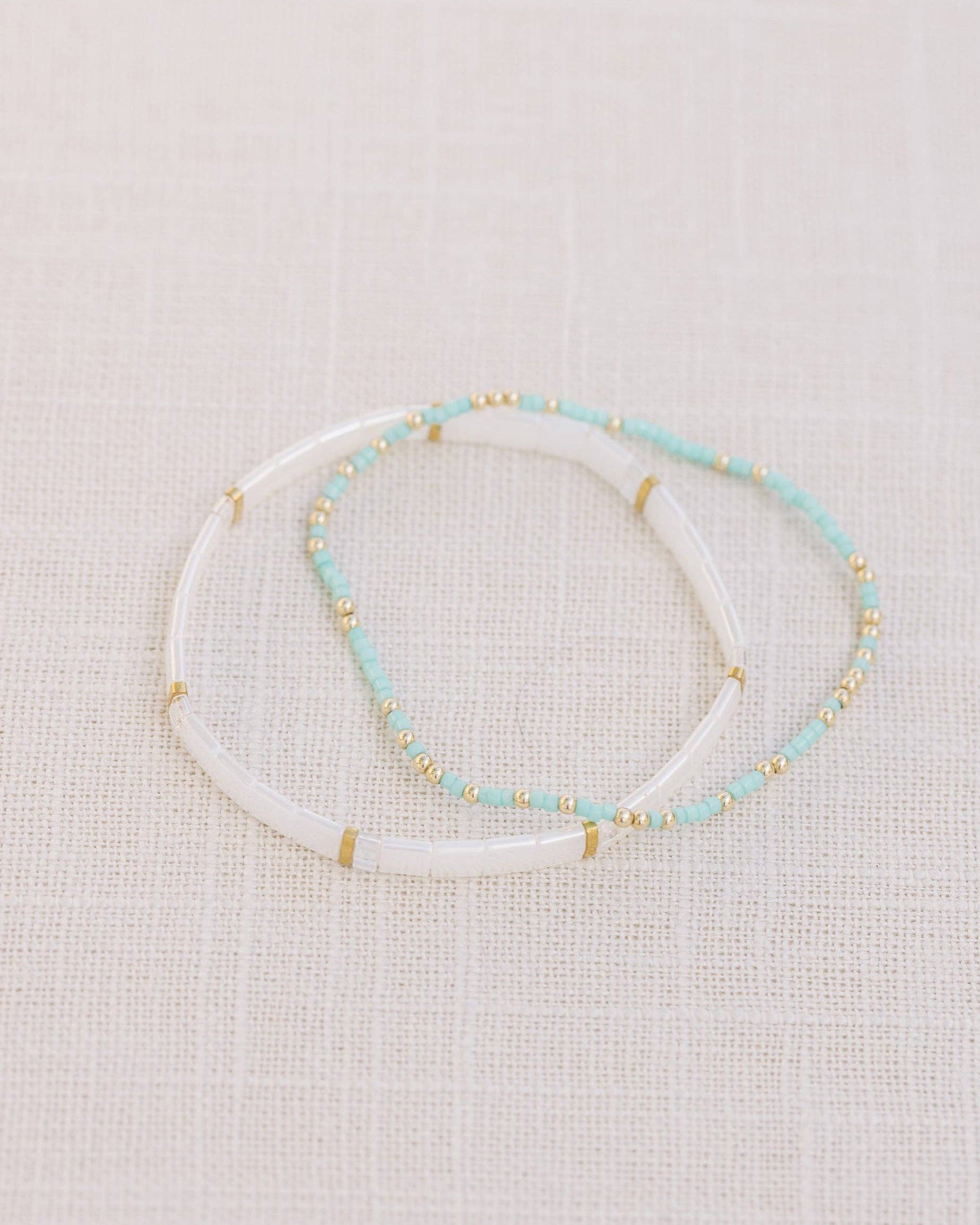 Coast and Cove - Goldie Sprinkle Beaded Bracelet- TEAL - Image 5