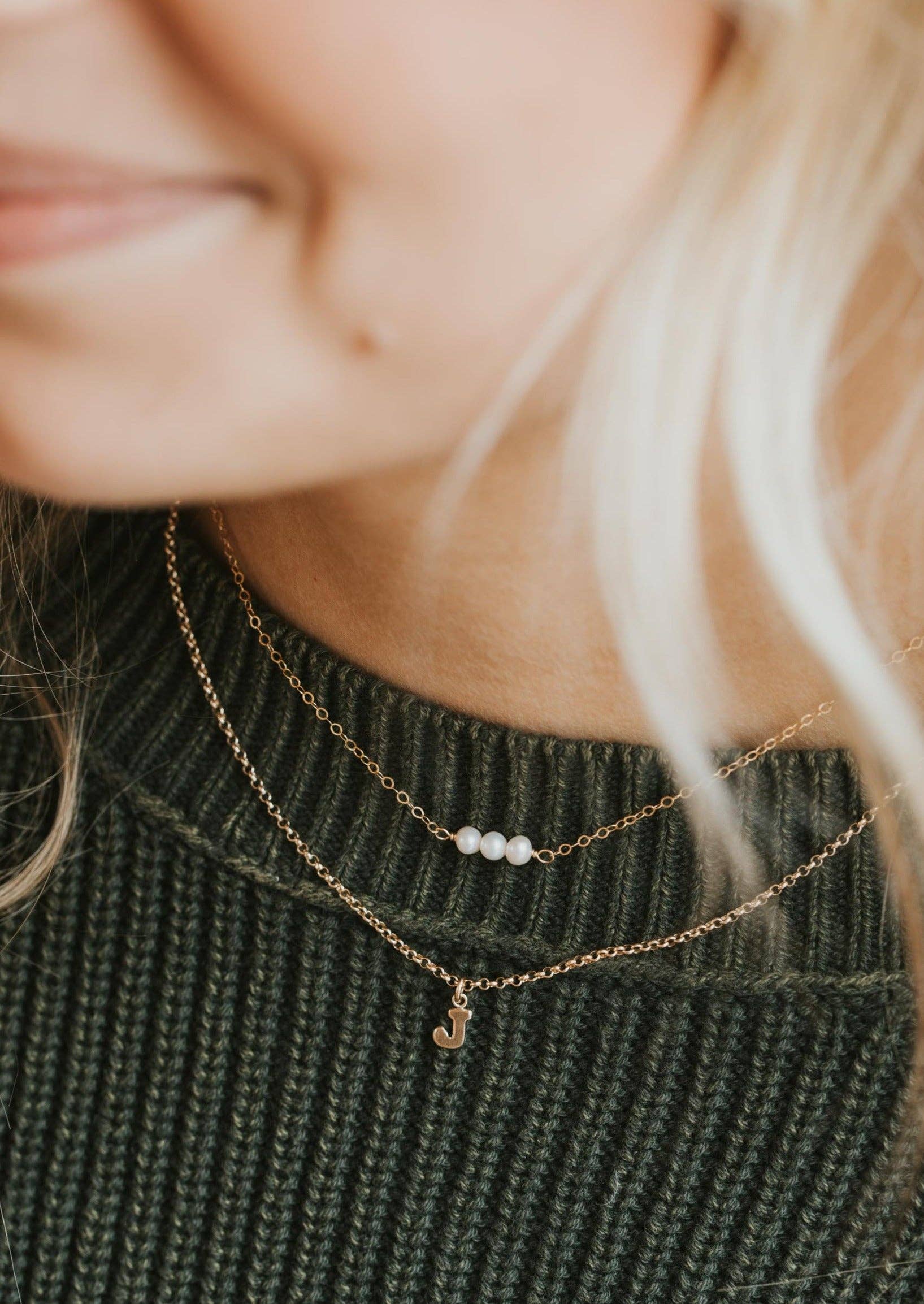 Hello Adorn - Pearl Linked Necklace - Image 4