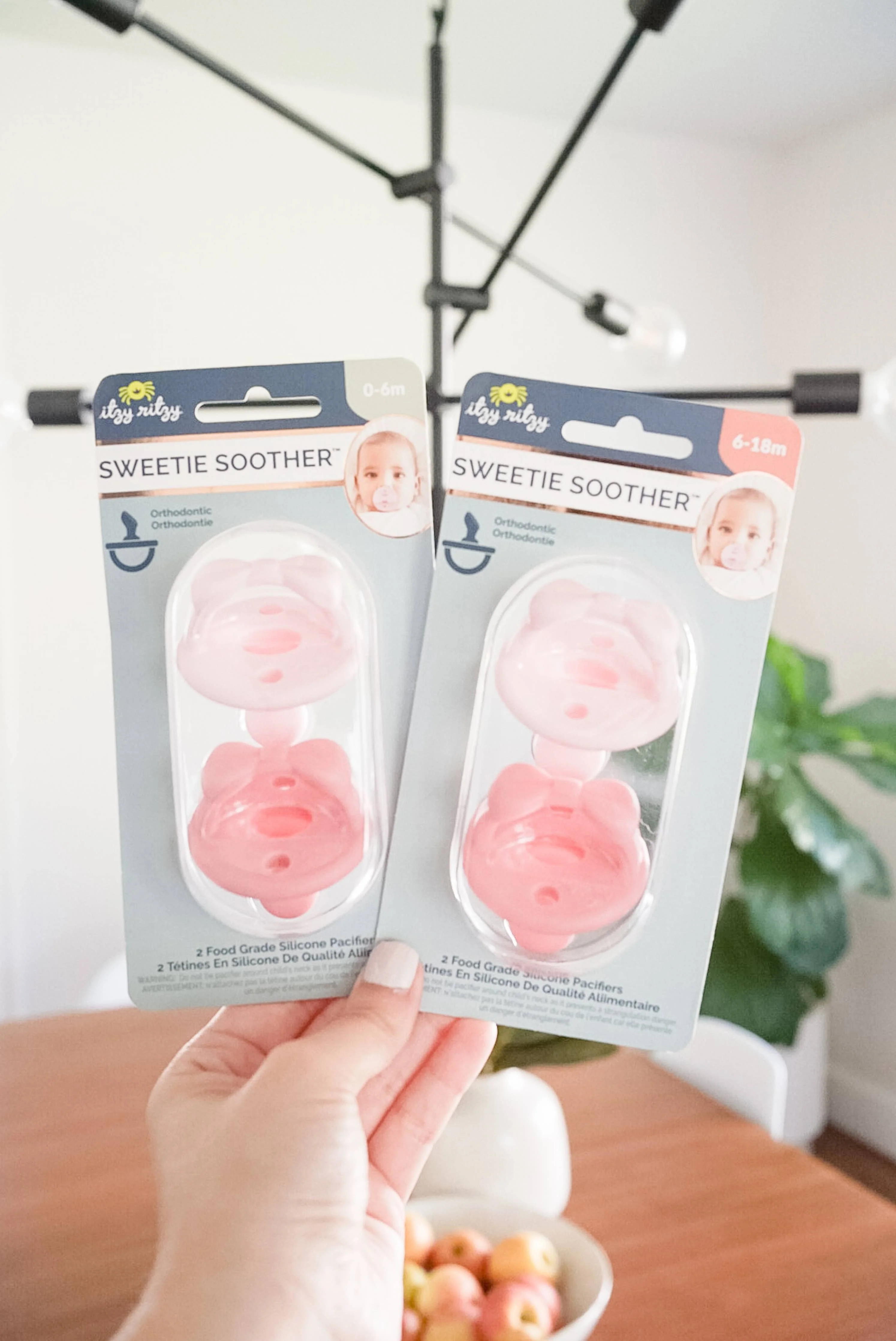 Itzy Ritzy - Sweetie Soother™ 0-6 Months / Neutral - Image 17