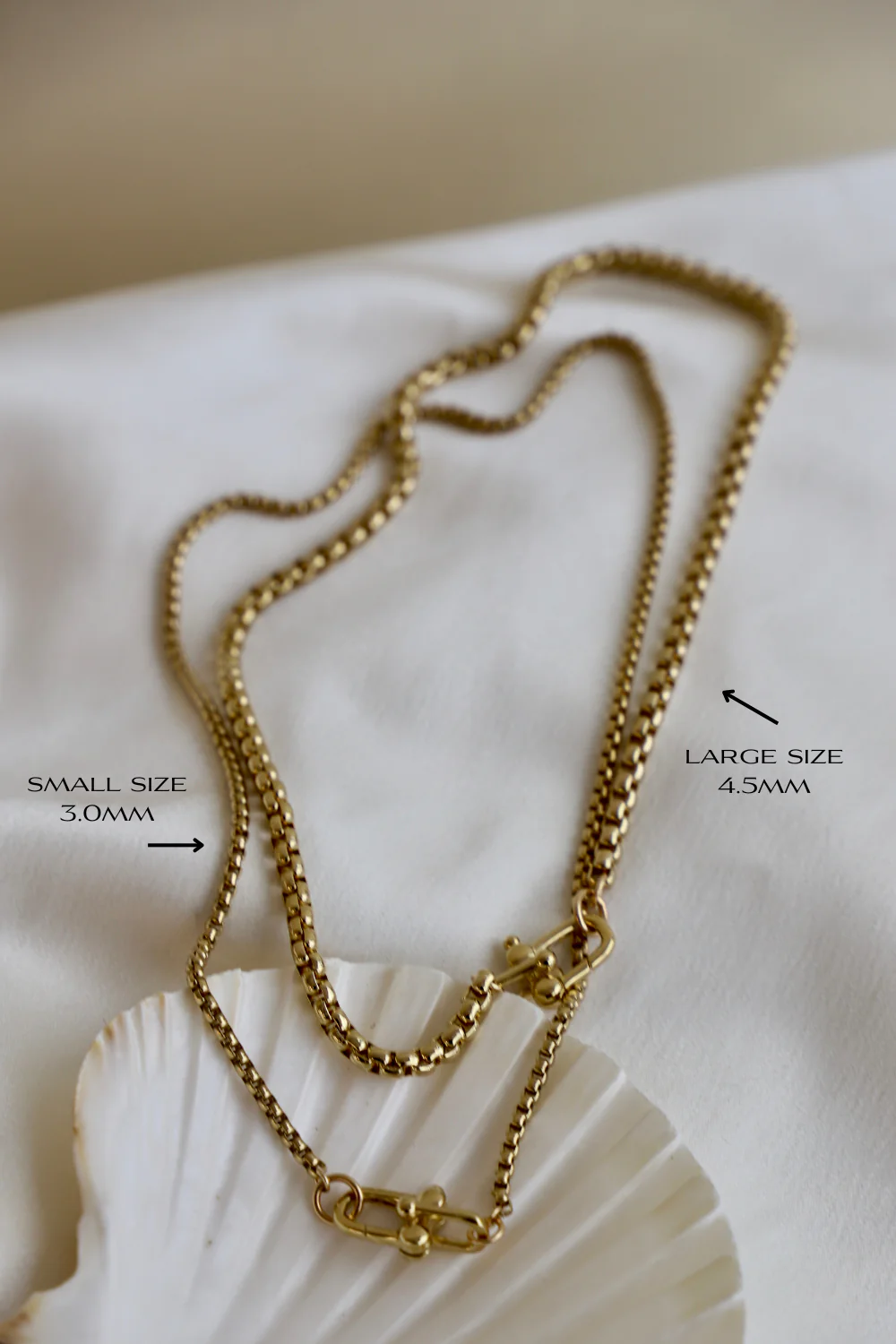 Katie Waltman Jewelry - Small Gold NOVA ROUND BOX CHAIN - Image 3