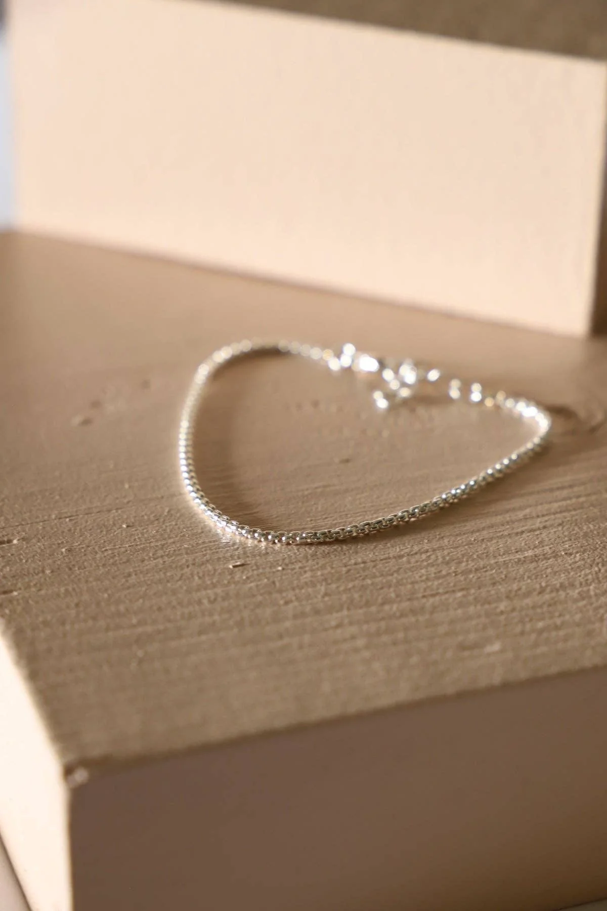 Katie Waltman Jewelry - PETITE STERLING BOX CHAIN BRACELET - Image 5