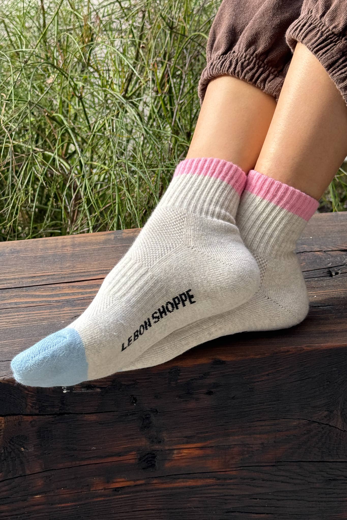 Le Bon Shoppe - Color Block Girlfriend Socks : Black Coffee - Image 10