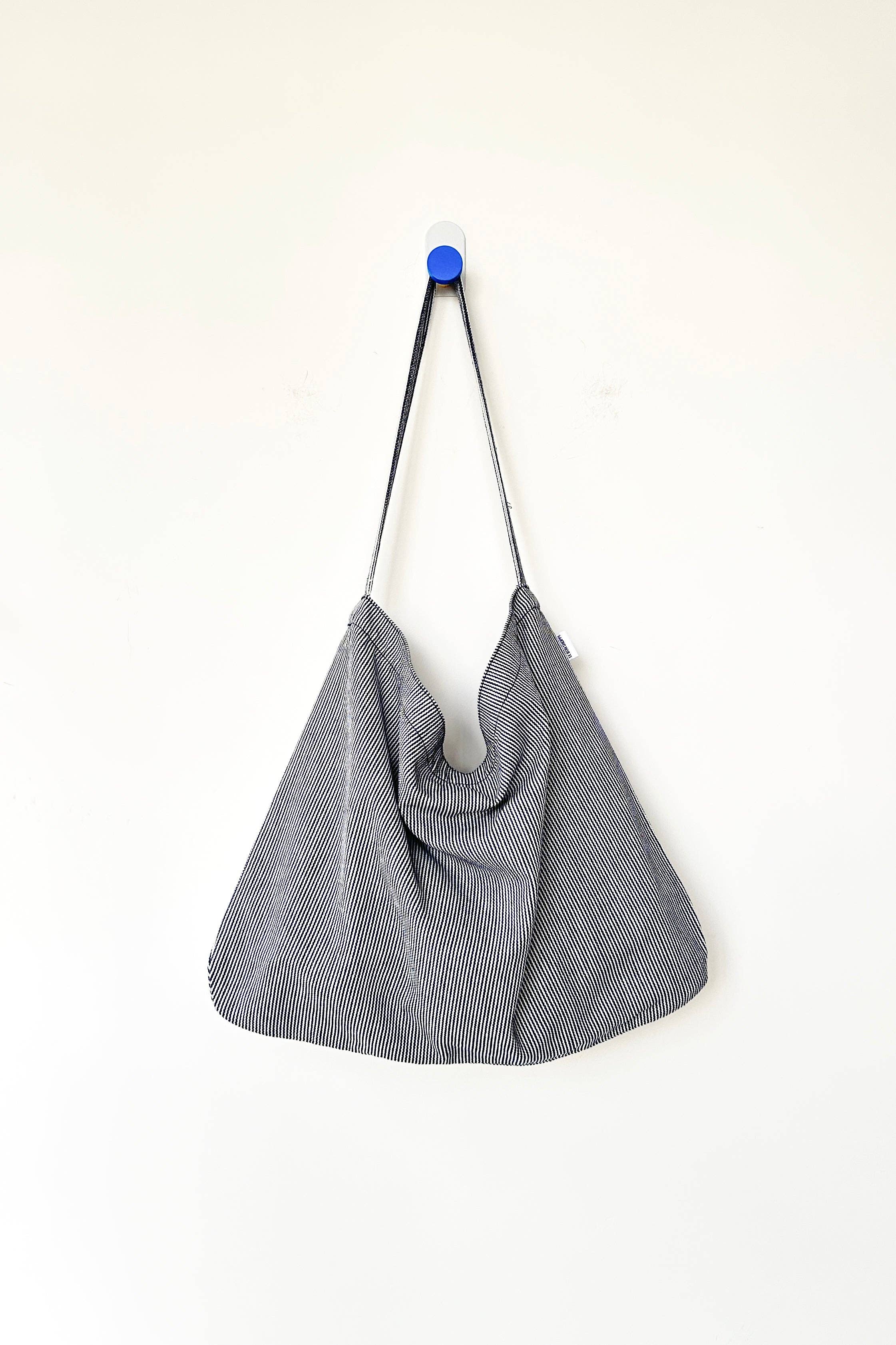 Le Bon Shoppe - Happy Carry Bag - Image 4