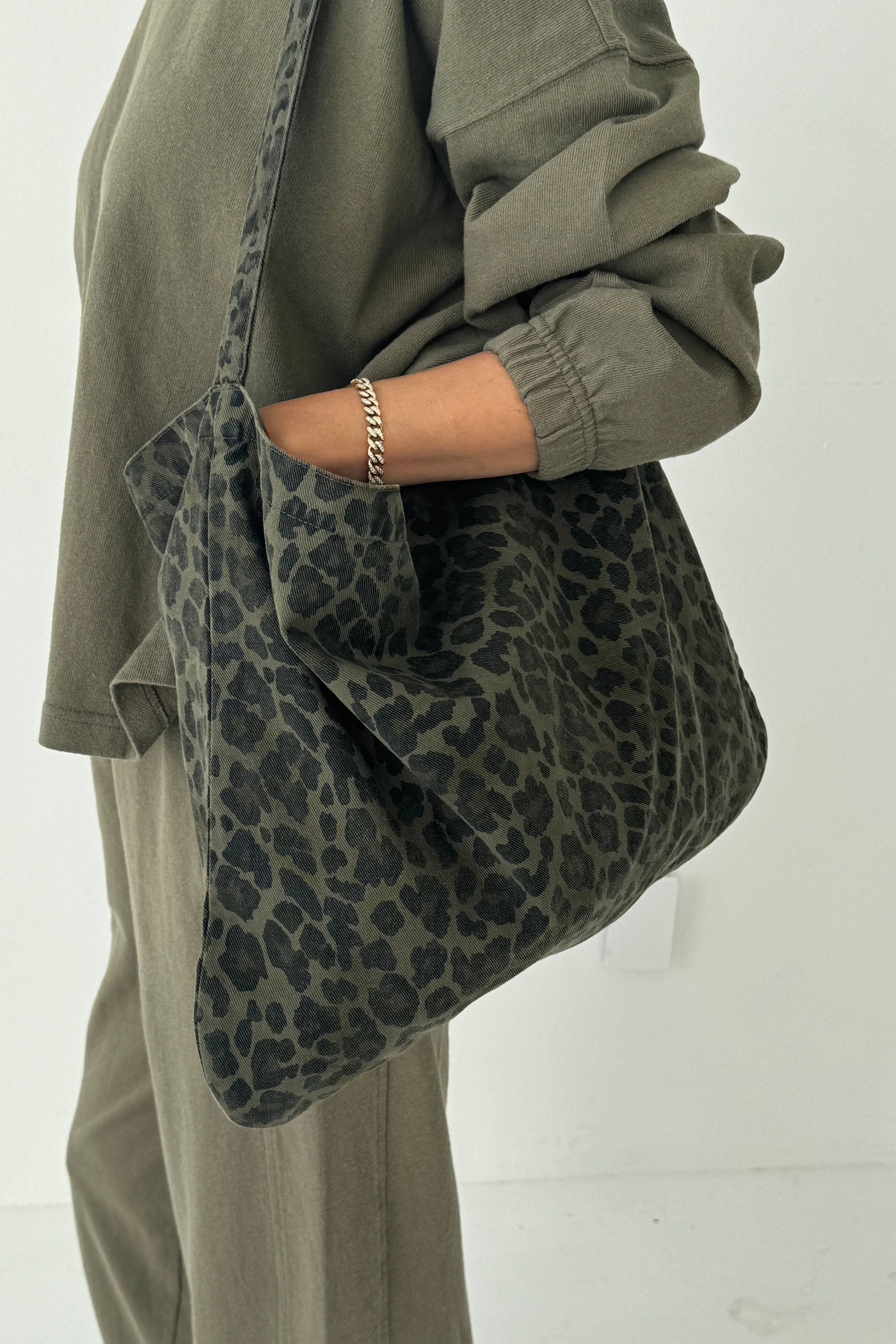 Le Bon Shoppe - Happy Carry Bag - Image 7