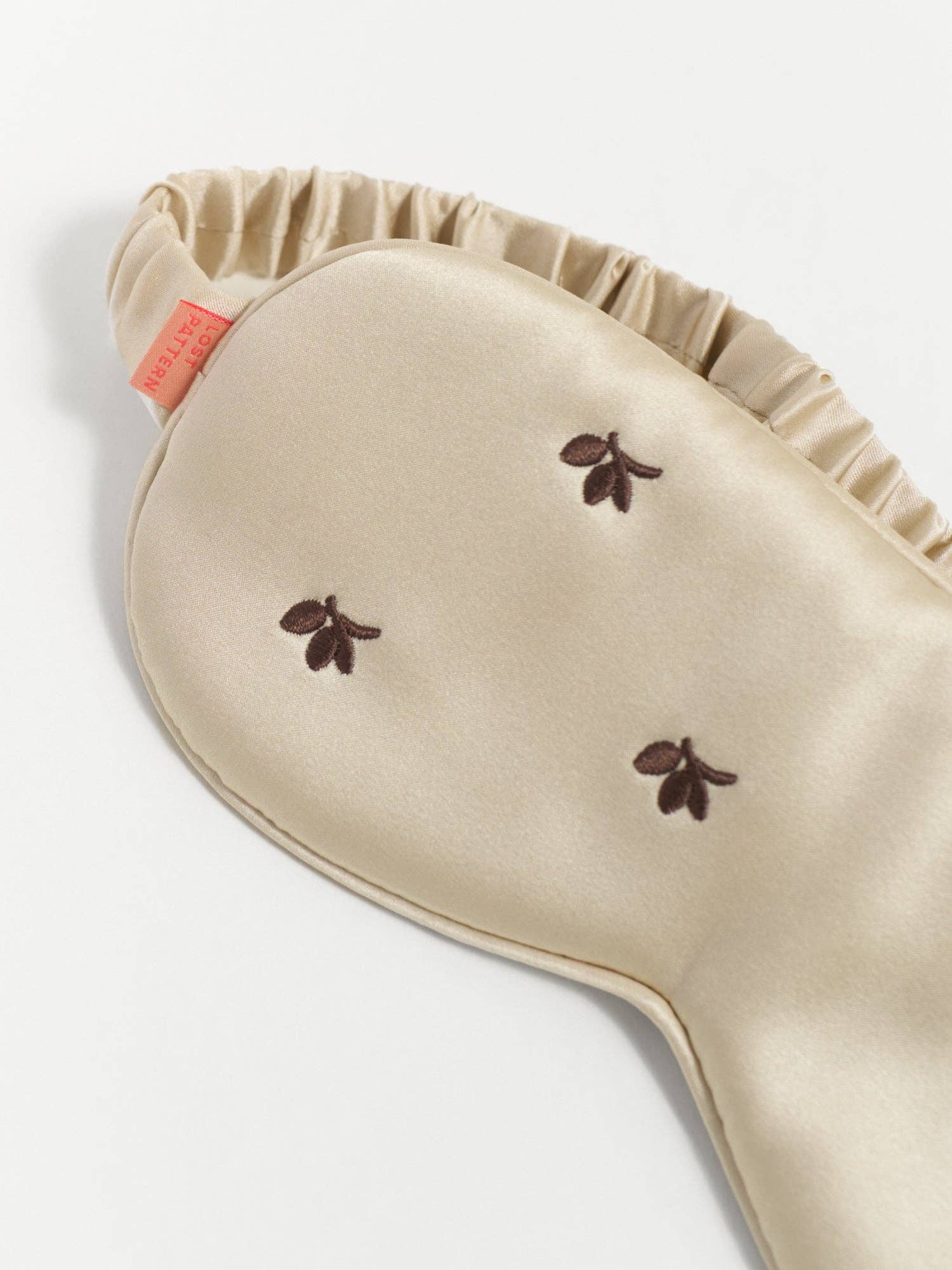 Lost Pattern Silk Sleep Eye Mask - Champagne Martini - Image 3