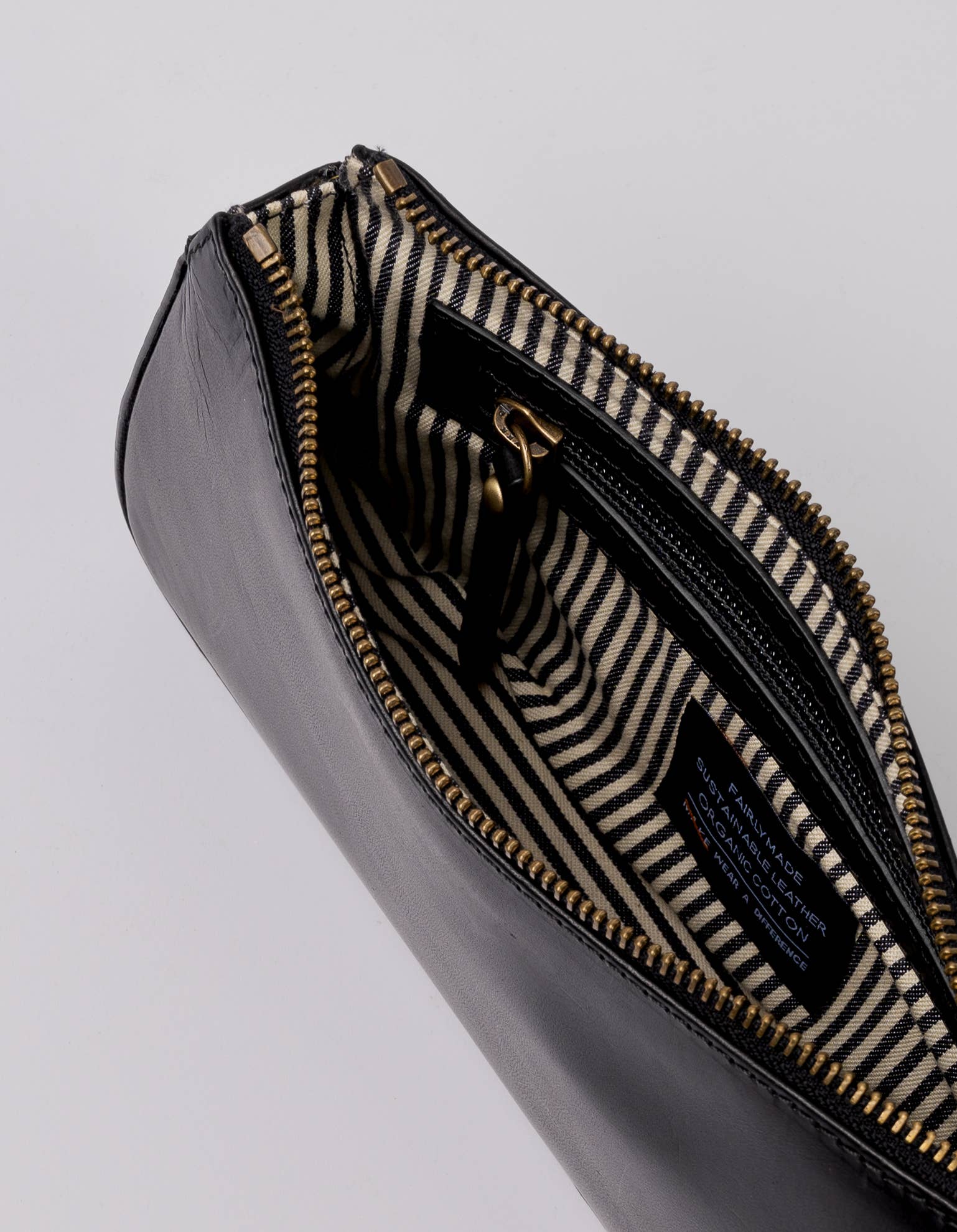 O My Bag - Leather Bag Taylor - Black Classic Leather - Image 6