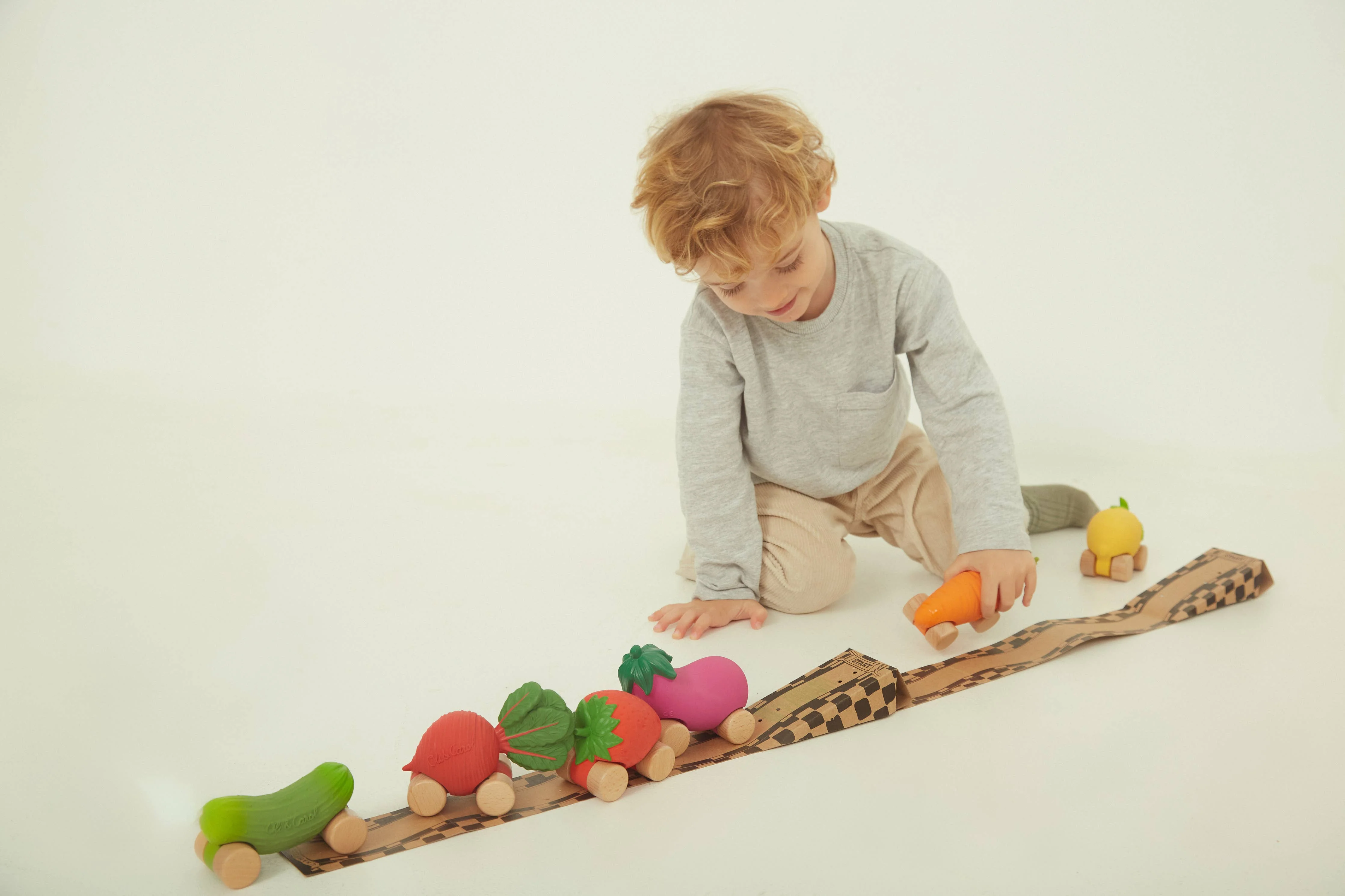 Oli & Carol - Betty The Beetroot Baby Car - Image 8