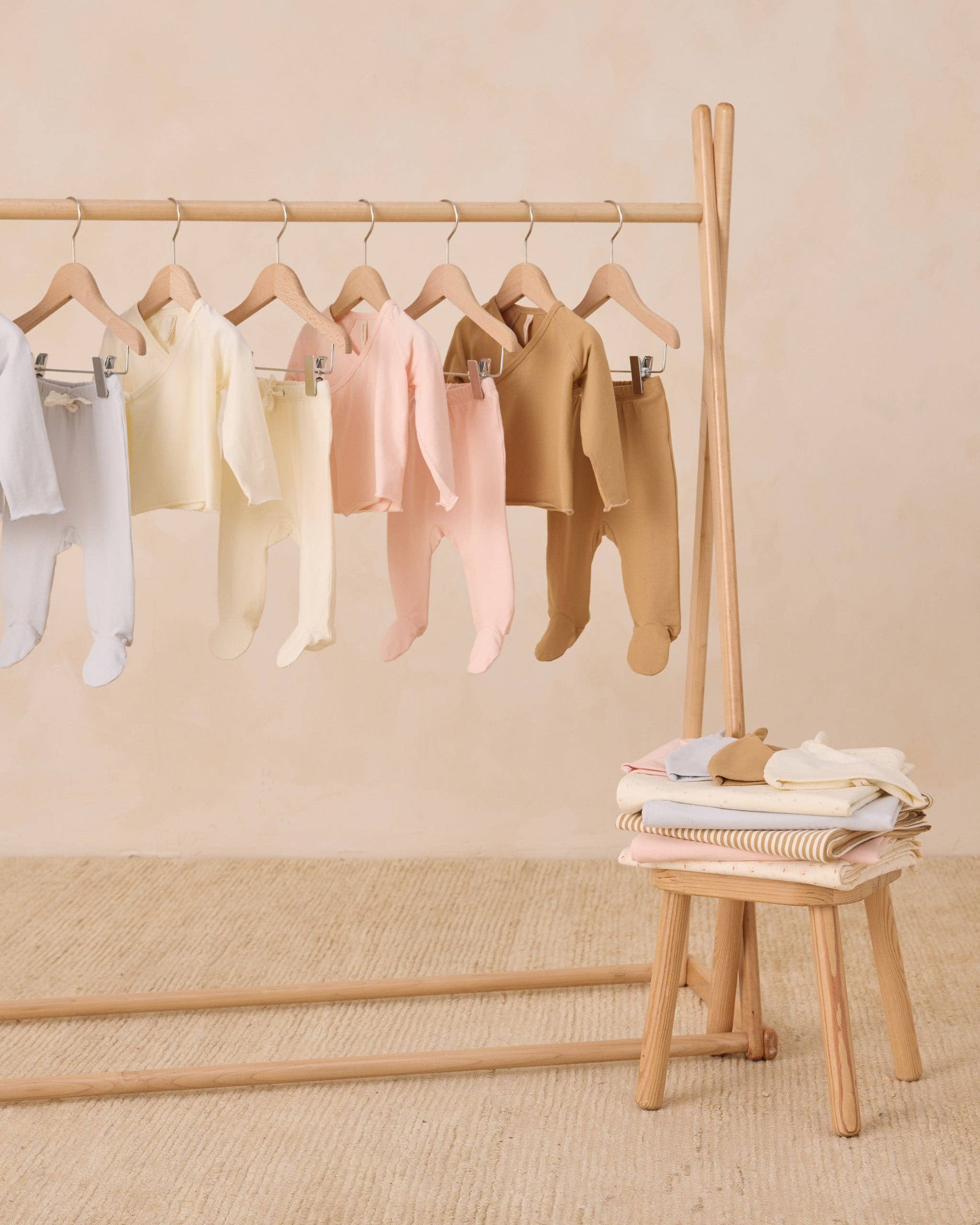 Quincy Mae - Baby Swaddle - Petal - Image 5