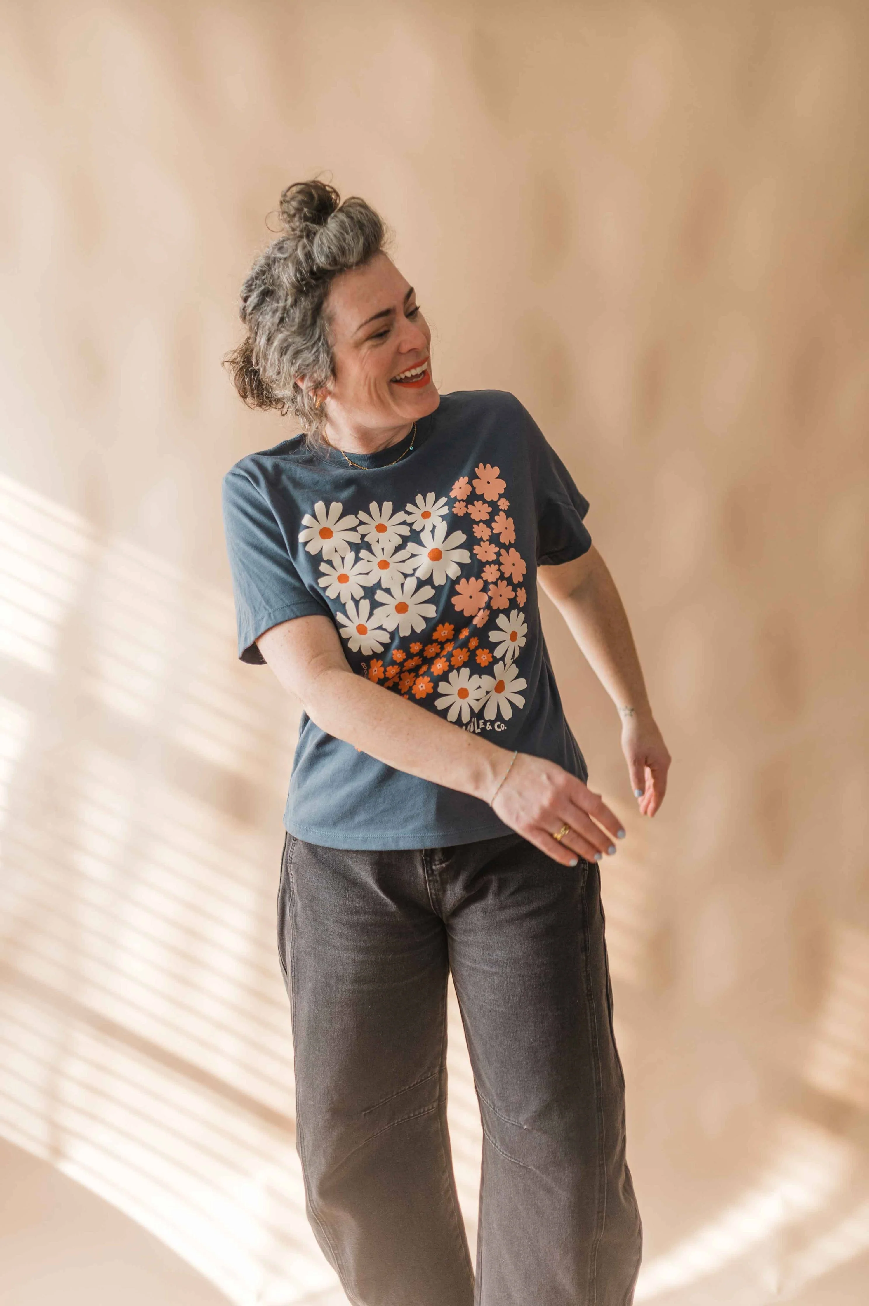 Ramble & Company - See the good flower Tee - Image 10