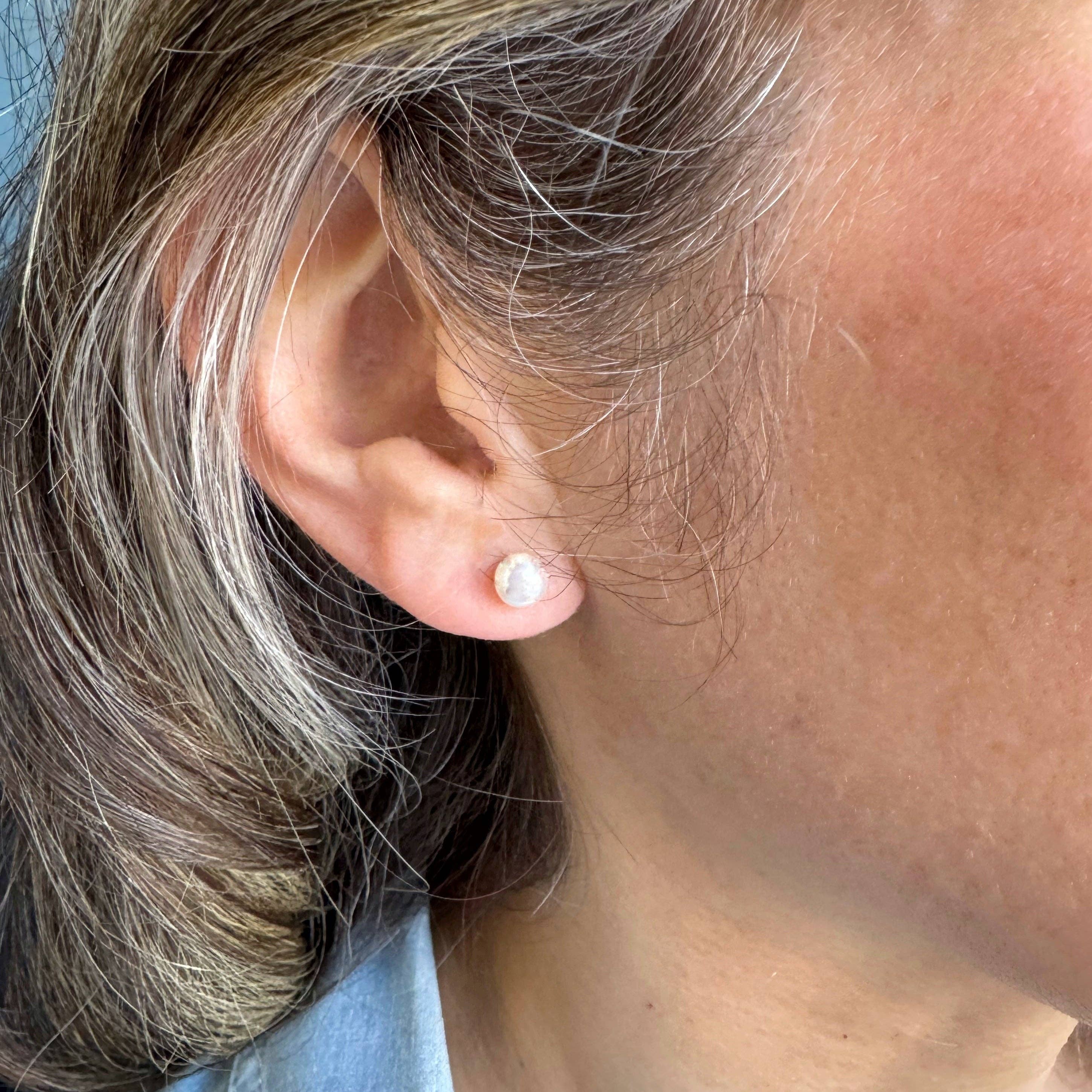 Sarah Cornwell - White Pearl Studs: 3-3.5mm - Image 2
