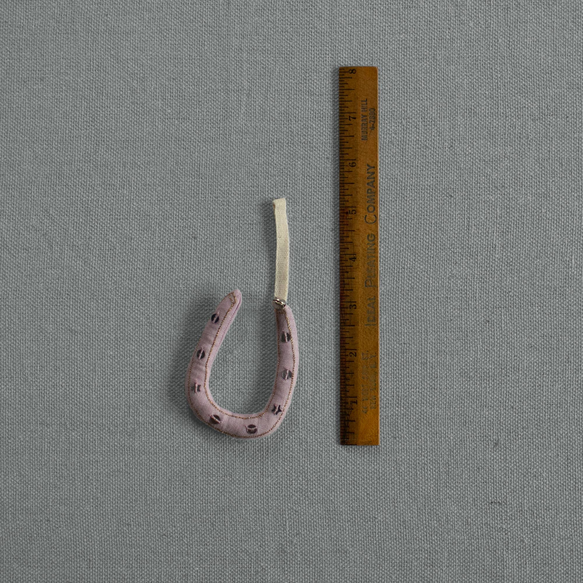 Skippy Cotton - Lucky Horseshoe Ornament - Image 4
