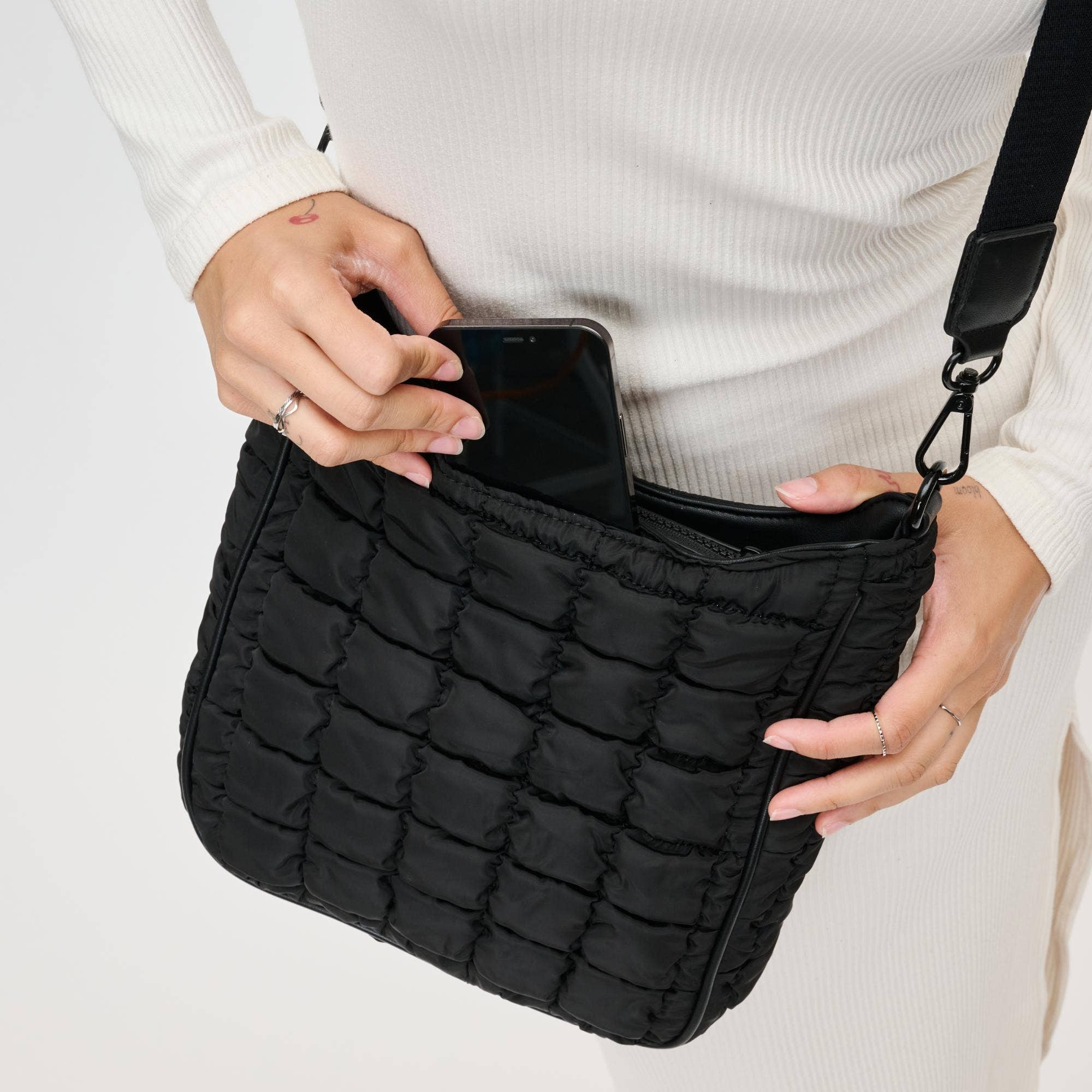 Sol and Selene - Aura - Quilted Nylon Puffer Crossbody: Black - Image 4