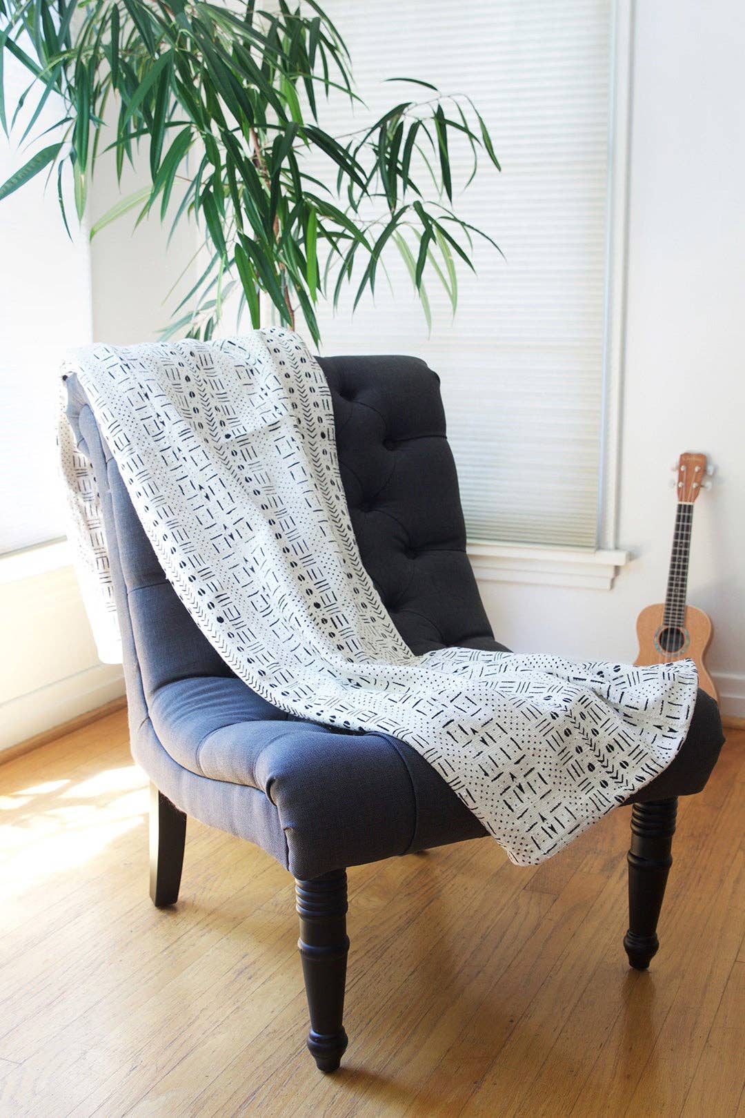 Queen's Cloth Mudcloth Throw Blanket from Mali - Image 2