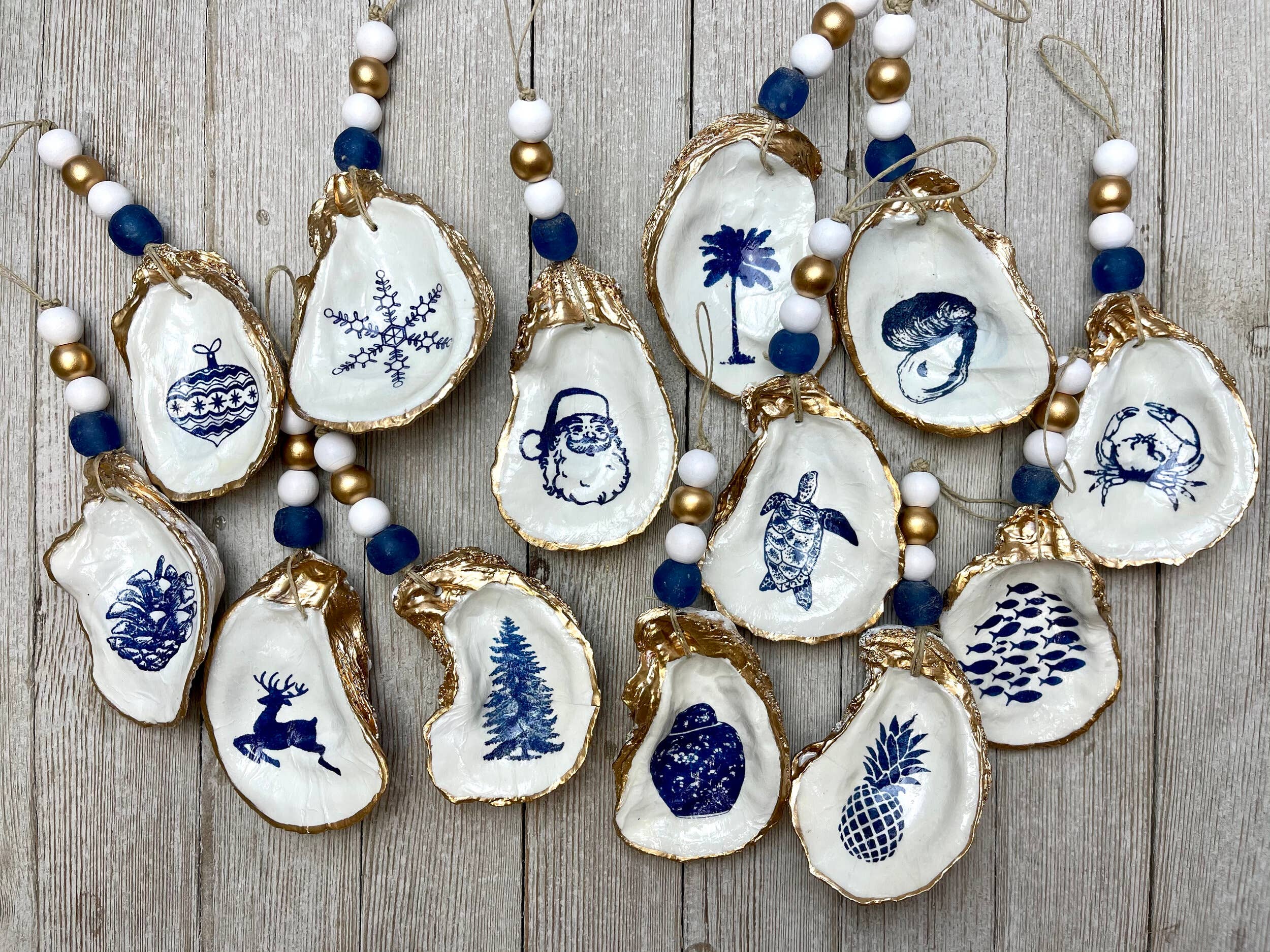 Oyster Ornaments- Blue & White Palm Tree