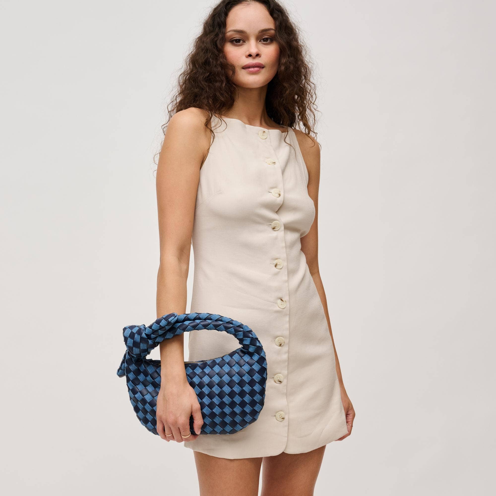 Urban Expressions - Lizbeth Woven Knot Clutch - Oatmilk - Image 20