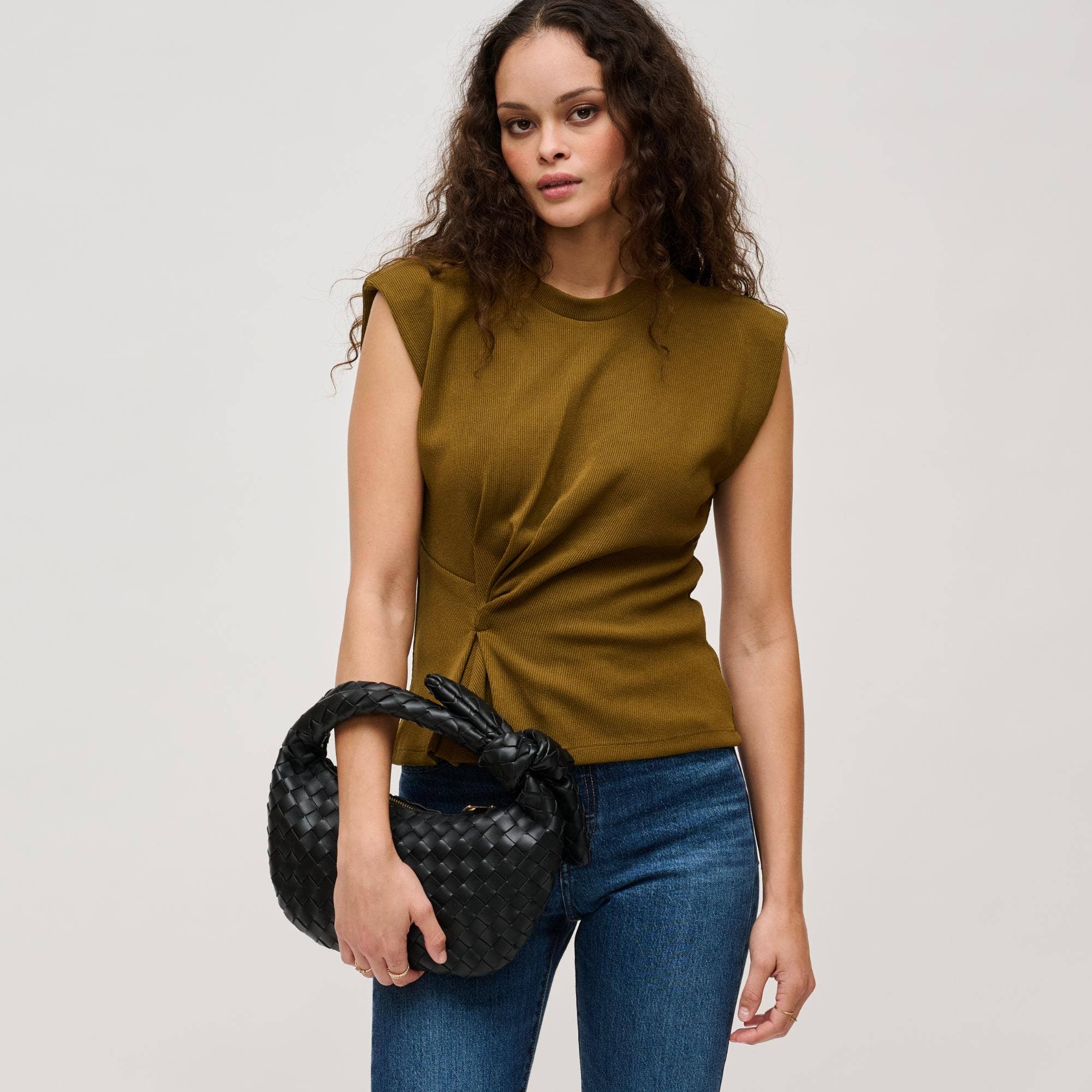 Urban Expressions - Lizbeth Woven Knot Clutch - Oatmilk - Image 4