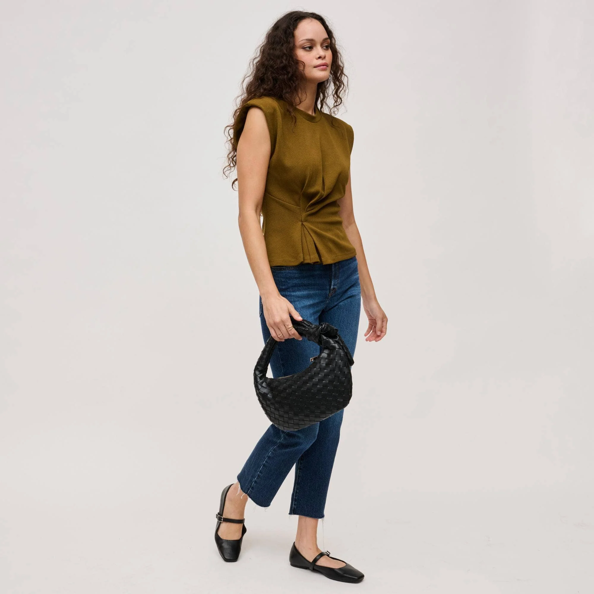 Urban Expressions - Lizbeth Woven Knot Clutch - Oatmilk - Image 5