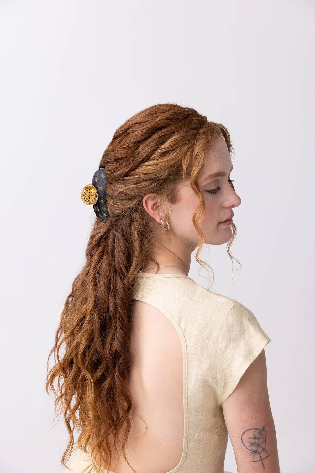 WINONA IRENE - Sun and Stars Astrology Hair Claw - Image 4